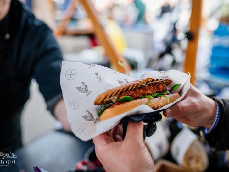 <br />
<b>Notice</b>:  Undefined index: foto_alt in <b>/home/odprtaku/public_html/novice/blog-infinite.php</b> on line <b>124</b><br />
