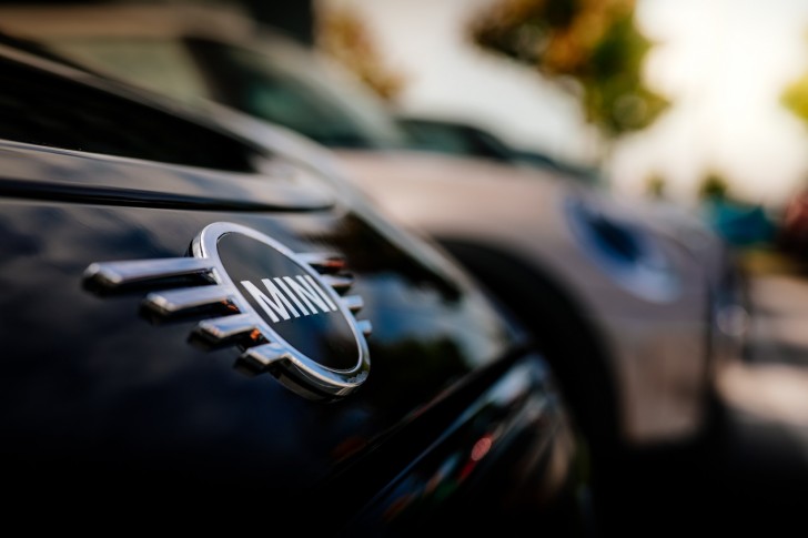 <br />
<b>Notice</b>:  Undefined index: foto_alt in <b>/home/odprtaku/public_html/novice/blog-infinite.php</b> on line <b>124</b><br />
