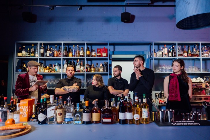 <br />
<b>Notice</b>: Undefined index: foto_alt in <b>/home/odprtaku/public_html/novice/blog-infinite.php</b> on line <b>124</b><br />