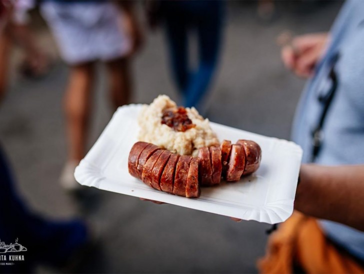 <br />
<b>Notice</b>:  Undefined index: foto_alt in <b>/home/odprtaku/public_html/novice/blog-infinite.php</b> on line <b>124</b><br />
