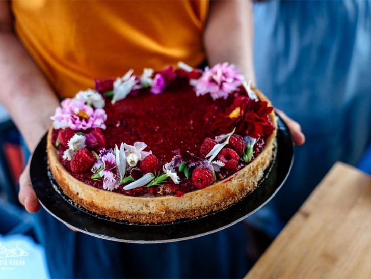 <br />
<b>Notice</b>:  Undefined index: foto_alt in <b>/home/odprtaku/public_html/novice/blog-infinite.php</b> on line <b>124</b><br />
