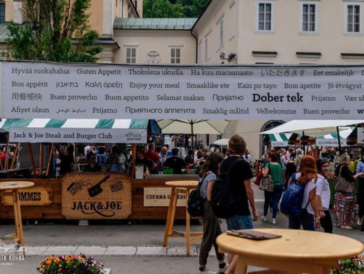 <br />
<b>Notice</b>:  Undefined index: foto_alt in <b>/home/odprtaku/public_html/novice/blog-infinite.php</b> on line <b>124</b><br />
