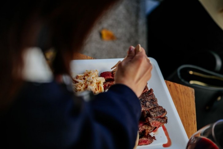 <br />
<b>Notice</b>: Undefined index: foto_alt in <b>/home/odprtaku/public_html/novice/blog-infinite.php</b> on line <b>124</b><br />