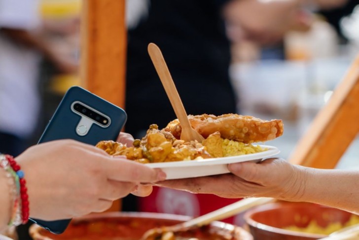 <br />
<b>Notice</b>:  Undefined index: foto_alt in <b>/home/odprtaku/public_html/novice/blog-infinite.php</b> on line <b>124</b><br />
