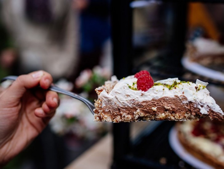 <br />
<b>Notice</b>:  Undefined index: foto_alt in <b>/home/odprtaku/public_html/novice/blog-infinite.php</b> on line <b>124</b><br />
