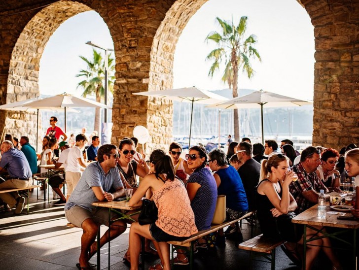 <br />
<b>Notice</b>:  Undefined index: foto_alt in <b>/home/odprtaku/public_html/novice/blog-infinite.php</b> on line <b>124</b><br />
