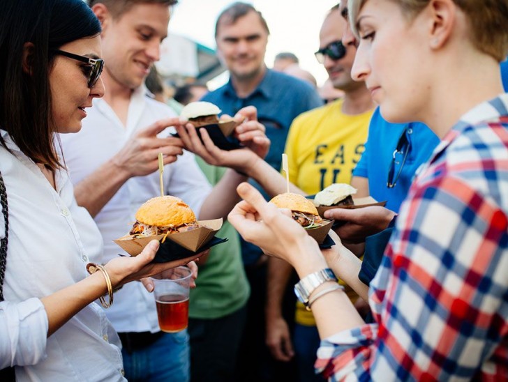 <br />
<b>Notice</b>:  Undefined index: foto_alt in <b>/home/odprtaku/public_html/novice/blog-infinite.php</b> on line <b>124</b><br />
