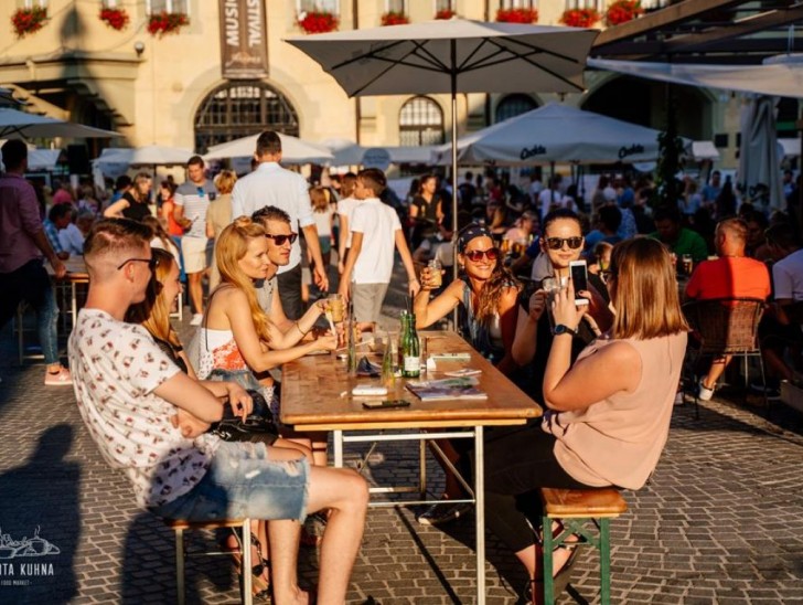 <br />
<b>Notice</b>:  Undefined index: foto_alt in <b>/home/odprtaku/public_html/novice/blog-infinite.php</b> on line <b>124</b><br />
