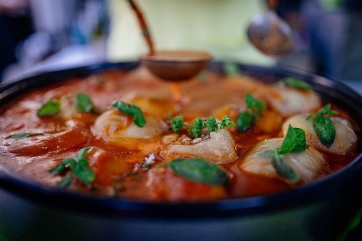 <br />
<b>Notice</b>:  Undefined index: foto_alt in <b>/home/odprtaku/public_html/novice/blog-infinite.php</b> on line <b>124</b><br />
