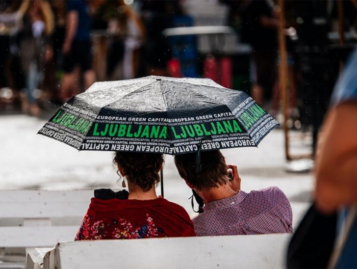 <br />
<b>Notice</b>:  Undefined index: foto_alt in <b>/home/odprtaku/public_html/novice/blog-infinite.php</b> on line <b>124</b><br />
