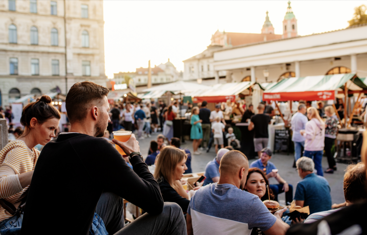 <br />
<b>Notice</b>: Undefined index: foto_alt in <b>/home/odprtaku/public_html/novice/blog-infinite.php</b> on line <b>124</b><br />