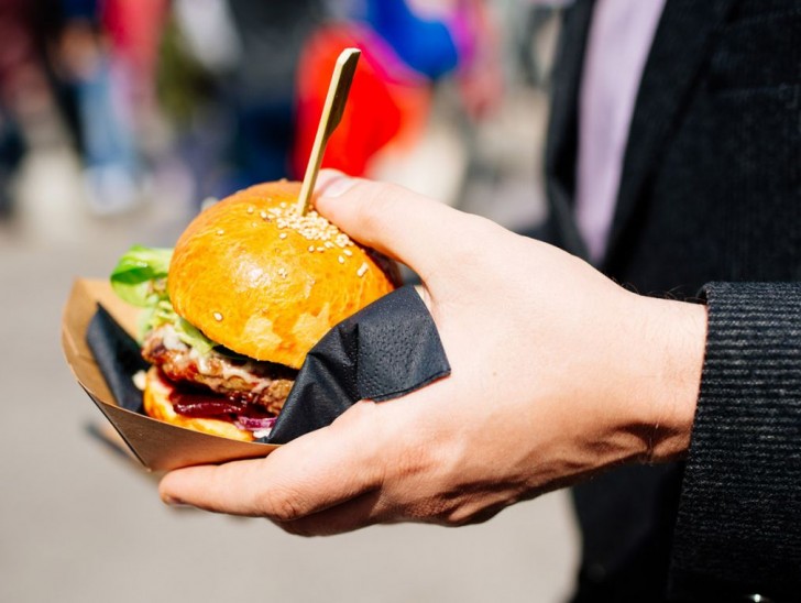 <br />
<b>Notice</b>:  Undefined index: foto_alt in <b>/home/odprtaku/public_html/novice/blog-infinite.php</b> on line <b>124</b><br />
